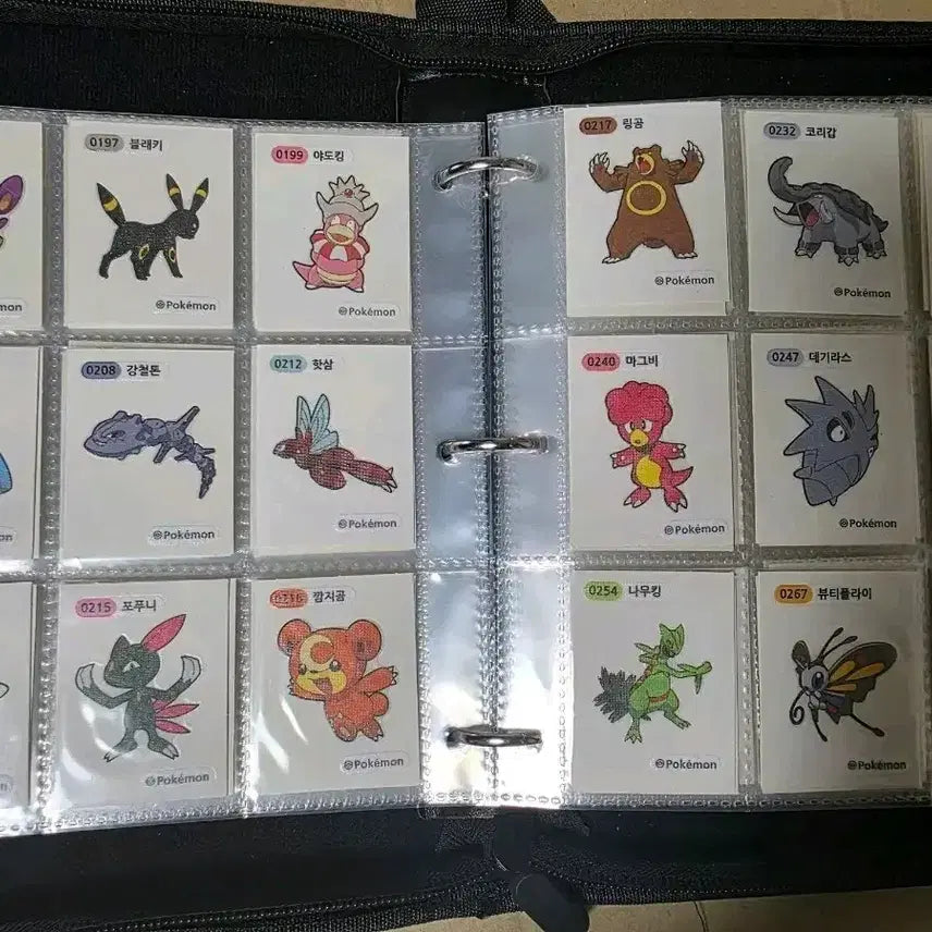 [BUNJANG] Pokemon Stickers - Four-Digit Numbers - 106 Types / 포켓몬 띠부씰 네자리 넘버 106종+중복2장+피카츄5장