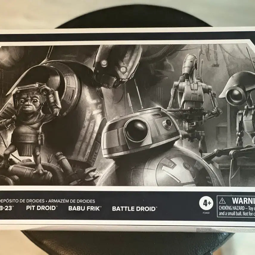 [BUNJANG] Star Wars Black Series Droid Depot 5-Pack + Exclusive Babo Frik 6-Inch Action Figure Set / [디즈니 스토어 한정] 스타워즈 블랙시리즈 드로이드 디포 5팩 + 서비스