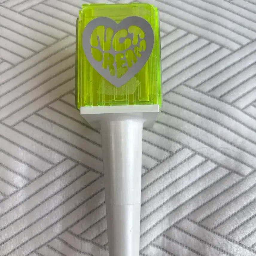 [BUNJANG] NCT Dream NCT 127 - Cheering Stick (Mood Lamp) / 구믐 양도 엔시티드림 엔시티127 믐뭔봄 급처