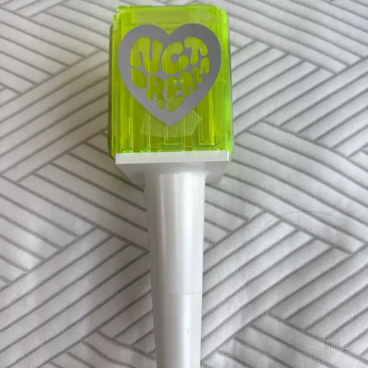 [BUNJANG] NCT Dream NCT 127 - Cheering Stick (Mood Lamp) / 구믐 양도 엔시티드림 엔시티127 믐뭔봄 급처
