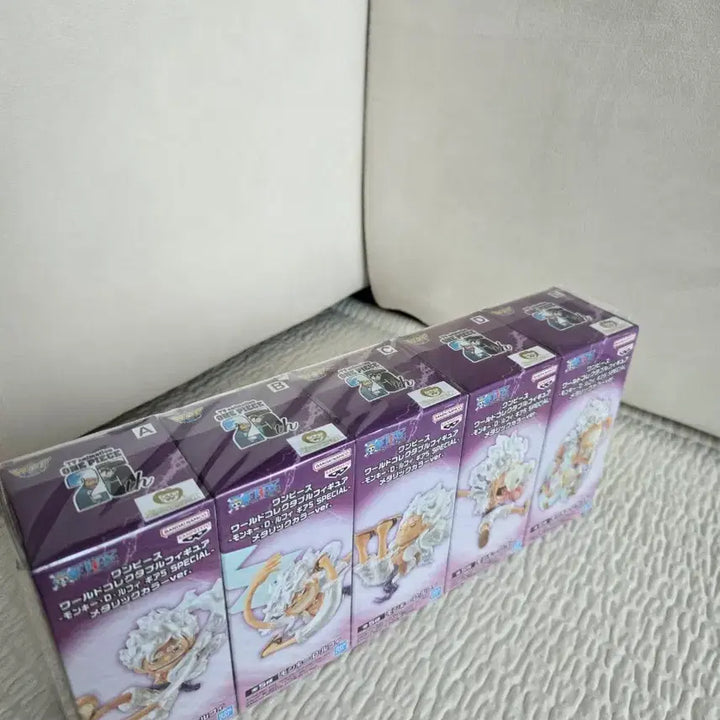 [BUNJANG] One Piece World Collectable Figure Monkey D. Luffy Gear 5 Special Metallic Color / 원피스 월드 콜렉터블 피규어 몽키 D 루피 기어 5 스페셜 메탈릭 컬러