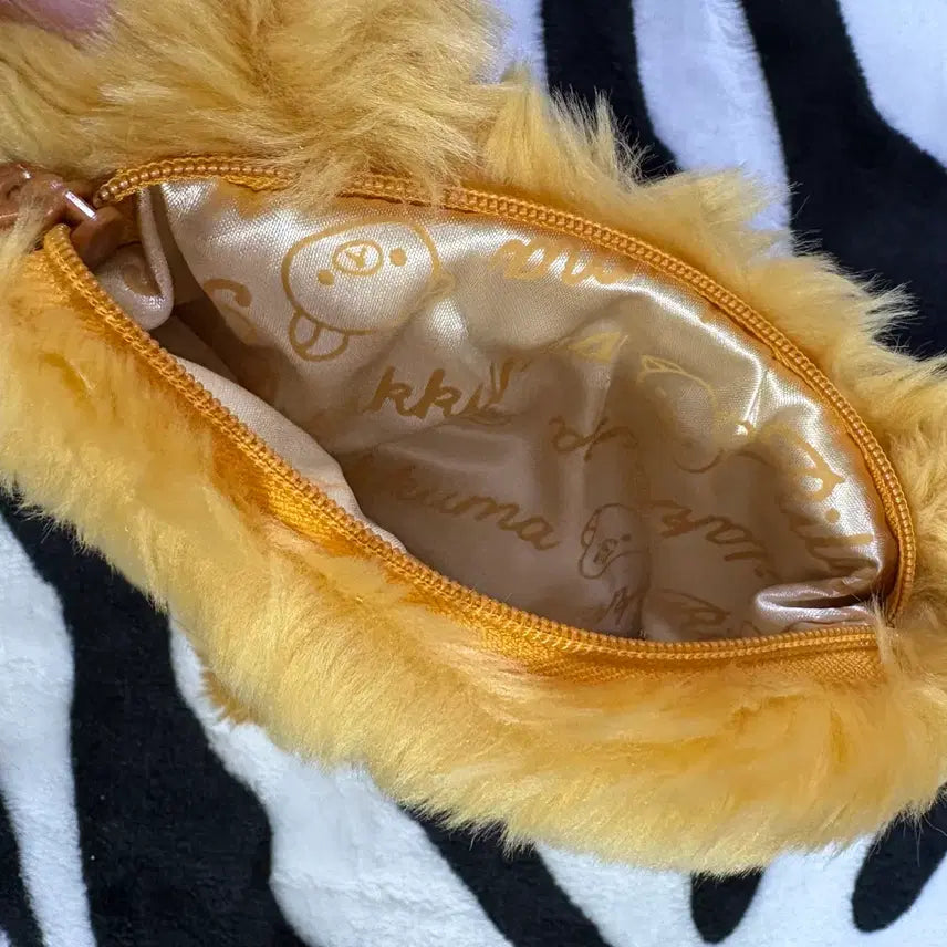 [BUNJANG] Rilakkuma Fuwa Fuwa Faux Fur Pouch Mint (New) / [새상품] 고전 희귀 산엑스 갸루 리락쿠마 후와후와 퍼 파우치 민트폼