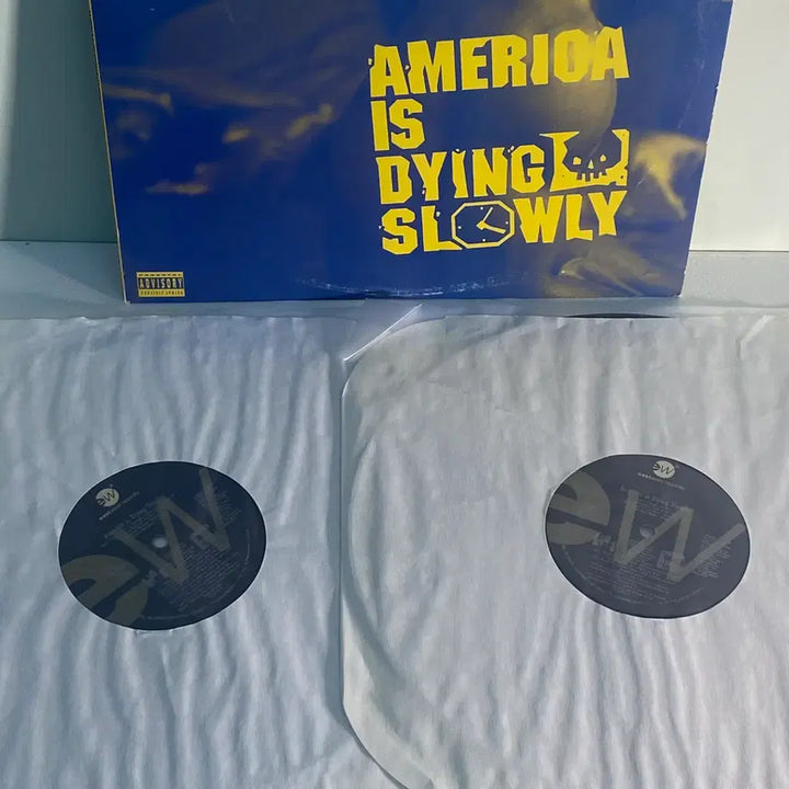 [BUNJANG] Various Artists America Is Dying Slowly (2LP) Hip Hop Vinyl Record / (수입중고LP-힙합) America Is Dying Slowly (2LP