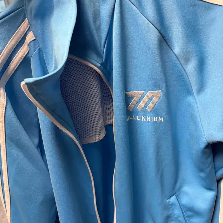 [BUNJANG] Blue Archive Millennium Training Suit XL / 정품 블루아카이브 밀레니엄 트레이닝복 XL