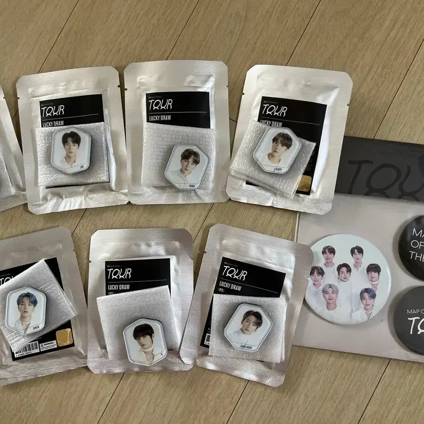 [BUNJANG] BTS Map of the Soul ON:E Lucky Draw Can Badge Bundle Set / 방탄소년단 bts 맵솔콘 맵오브더소울 럭키드로우 캔뱃지 일괄
