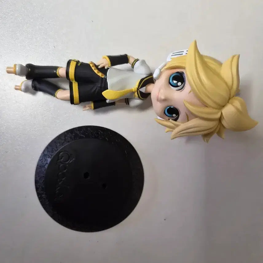 [BUNJANG] Kagamine Len Figure / 카가미네 렌 피규어 판매(급처)