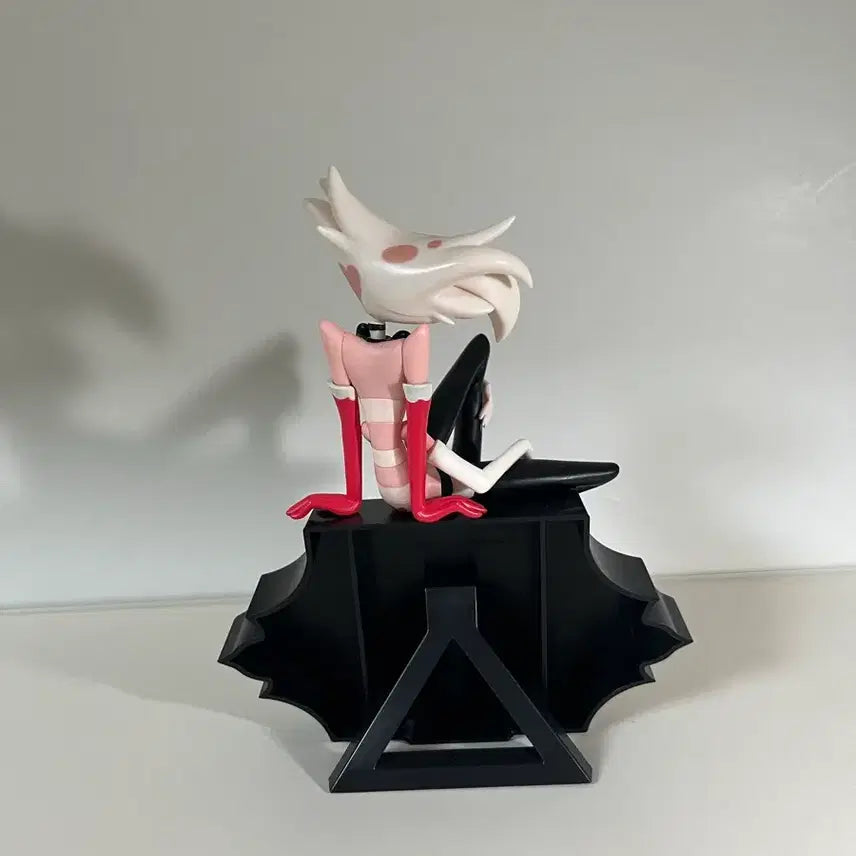 [BUNJANG] Has Been Hotel Angel Dust Desk Top Figure / 급전세일)해즈빈 호텔 피규어 데스크 탑 엔젤 더스트