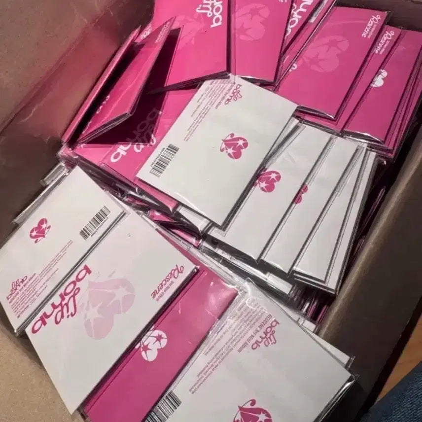[BUNJANG] Lisenn Lip Balm QR Album (Set of 2) / 리센느 립밤 큐알앨범 두개