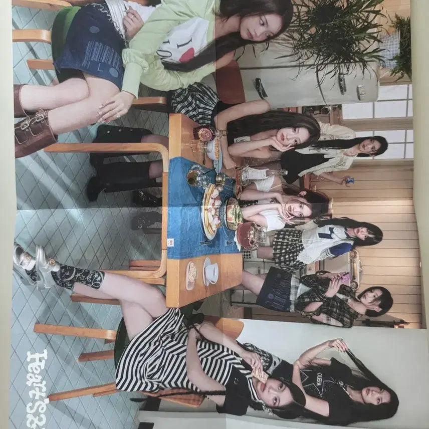 [BUNJANG] Hatsuharu FOCUS Album Photocard / 하츠투하츠 FOCUS 앨범 판매