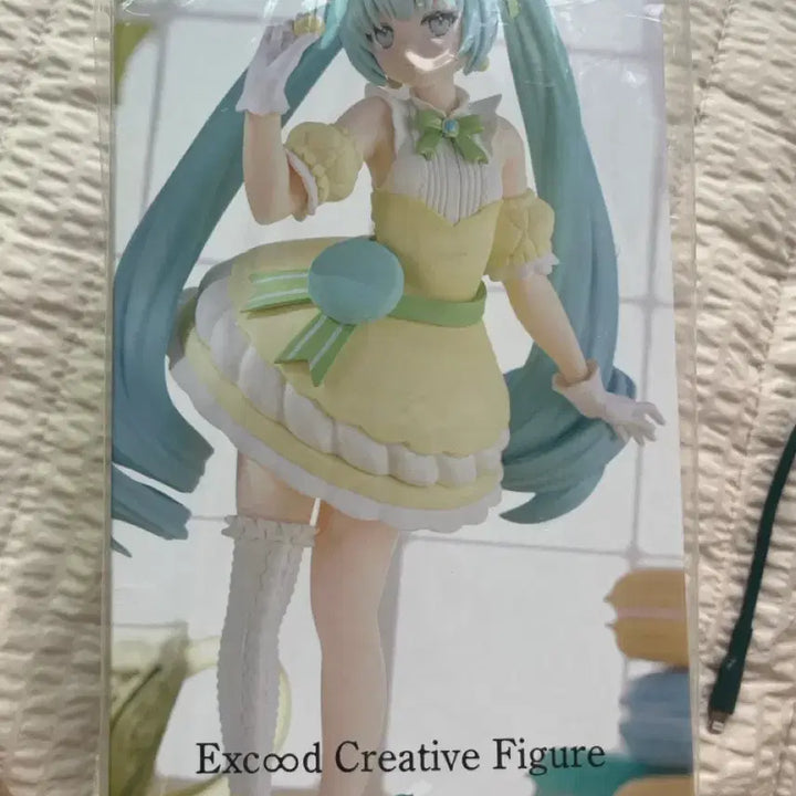 [BUNJANG] Macaron Miku Figure / 마카롱미쿠