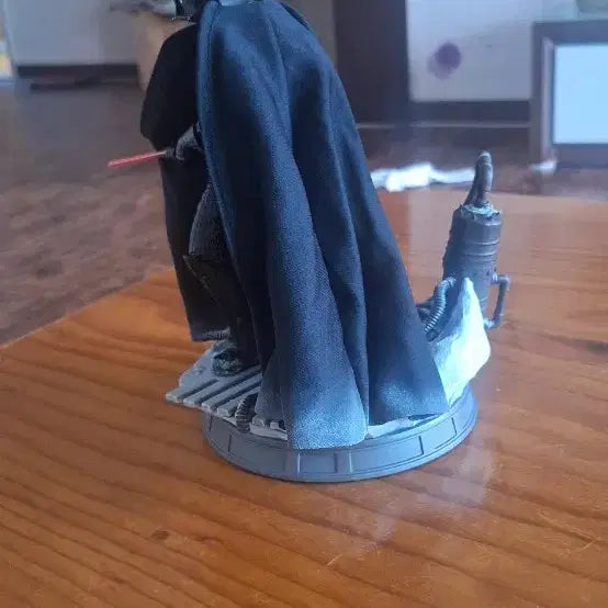 [BUNJANG] Iron Studios Darth Vader Statue (Includes Kotobukiya Stormtrooper Set) / 아이언 스튜디오 다스베이더 스태츄판매합니다. 서비스로 코토부키야 스톰트루퍼 2체합본 드립니다.