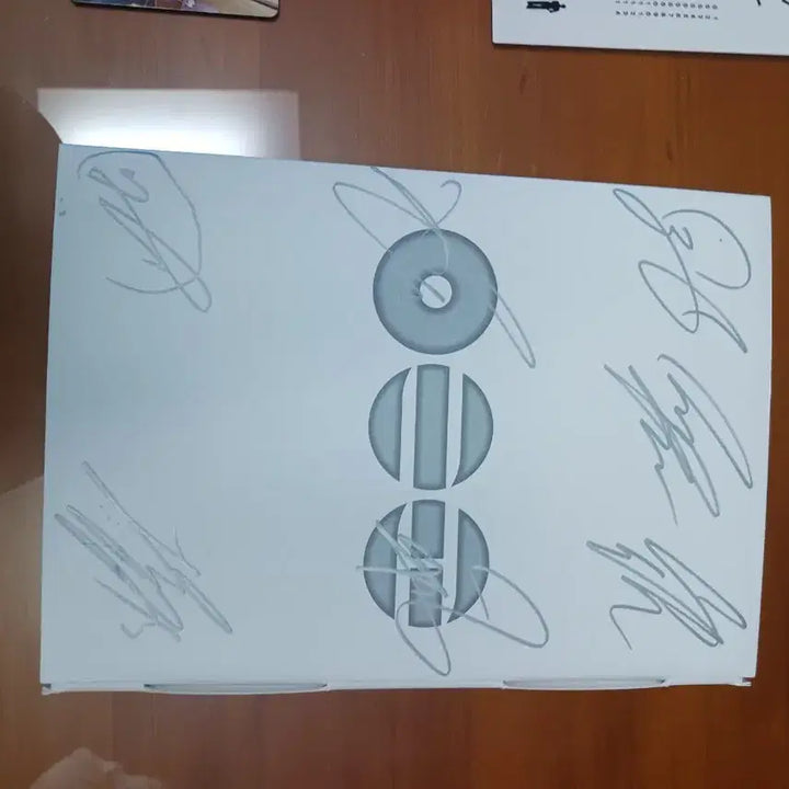 [BUNJANG] BTS Arirang Album All Members Autographed (Not For Sale) / BTS비매 아리랑 전멤 싸인 앨범