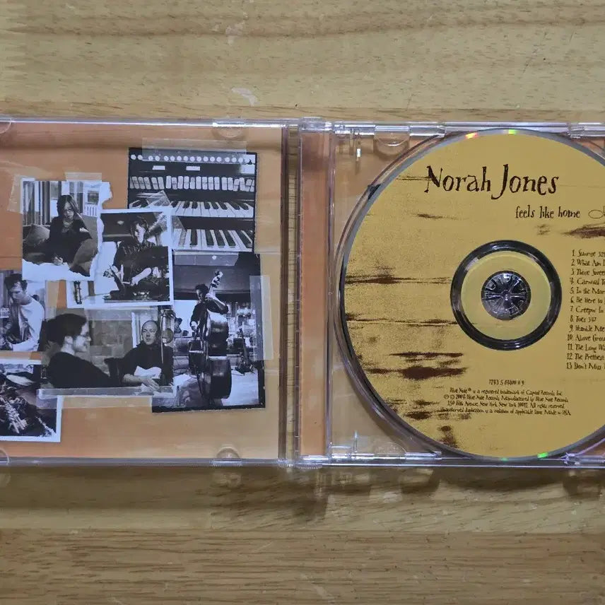 [BUNJANG] Norah Jones Feels Like Home US First Edition CD / CD 음반 Norah Jones 노라 존스 - Feels Like Home 미국반