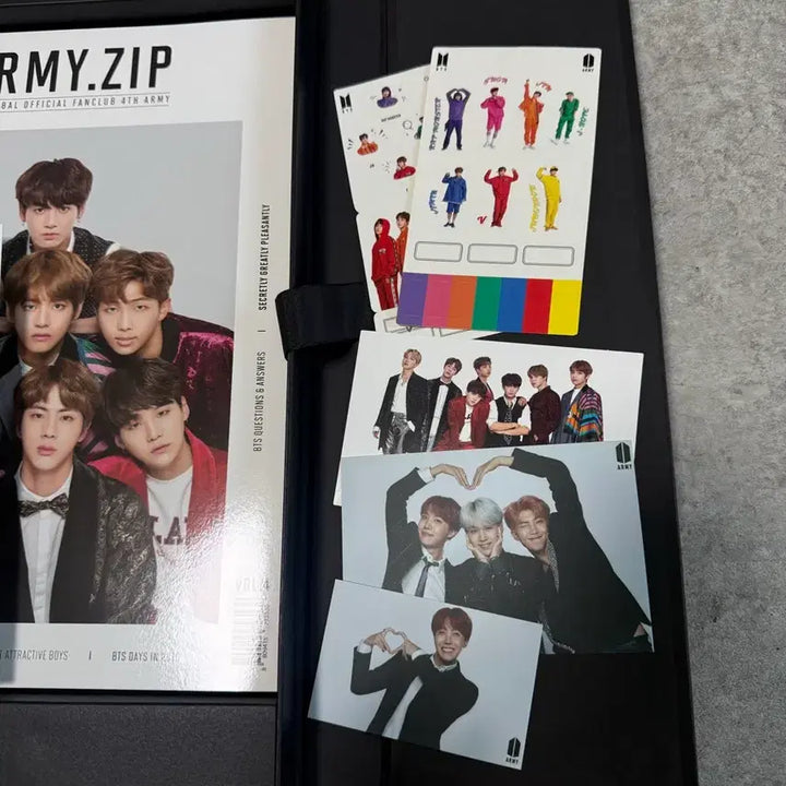[BUNJANG] BTS ARMY Membership Kit 4th Generation Full Box / 방탄소년단 BTS 아미키트 아미 4기 공식 팬클럽 멤버십키트 풀박스