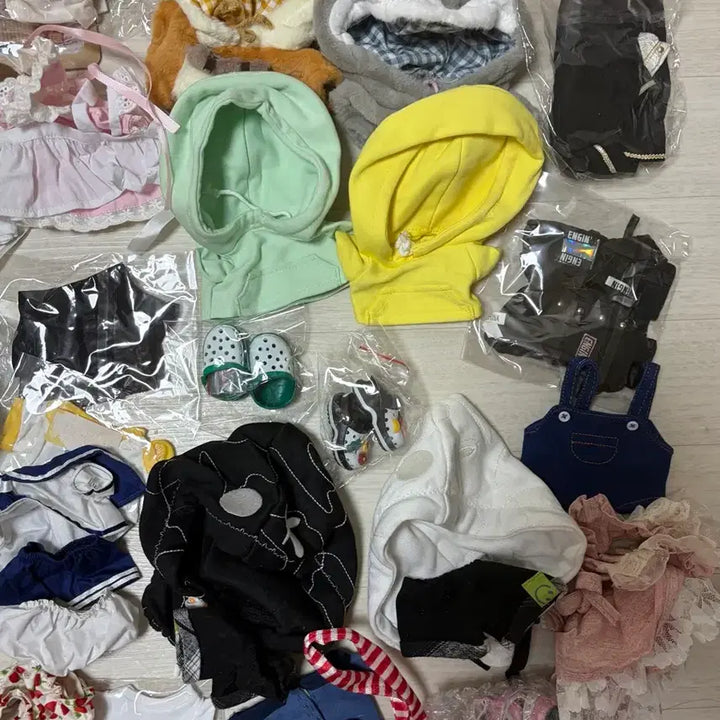 [BUNJANG] Idol Plush Clothes Bundle Set (20cm) / 20깅 20cm 솜깅 솜인형 아이돌 누이 옷 일괄