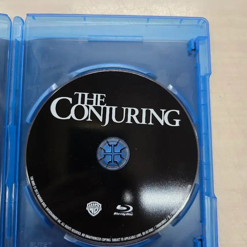 [BUNJANG] The Conjuring (Blu-ray) / [BD](블루레이) 공포외국영화 "컨저링" 판매합니다.