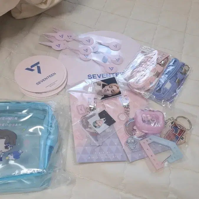 [BUNJANG] SEVENTEEN x Sanrio Collaboration Bundle Set / 세븐틴 굿즈 일본 굿즈 산리오 콘서트 콜라보 굿즈 일괄판매합니다