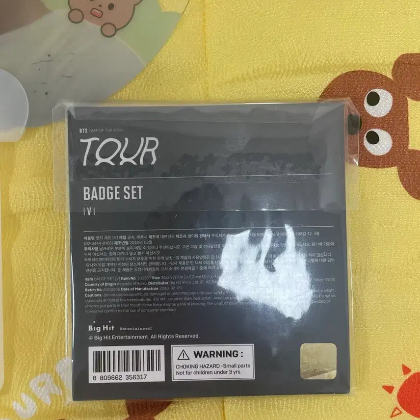 [BUNJANG] BTS Map of the Soul Tour V Taehyung Badge / 폭덤) 방탄 bts 맵솔 투어 굿즈 뱃지 뷔 태형 판매
