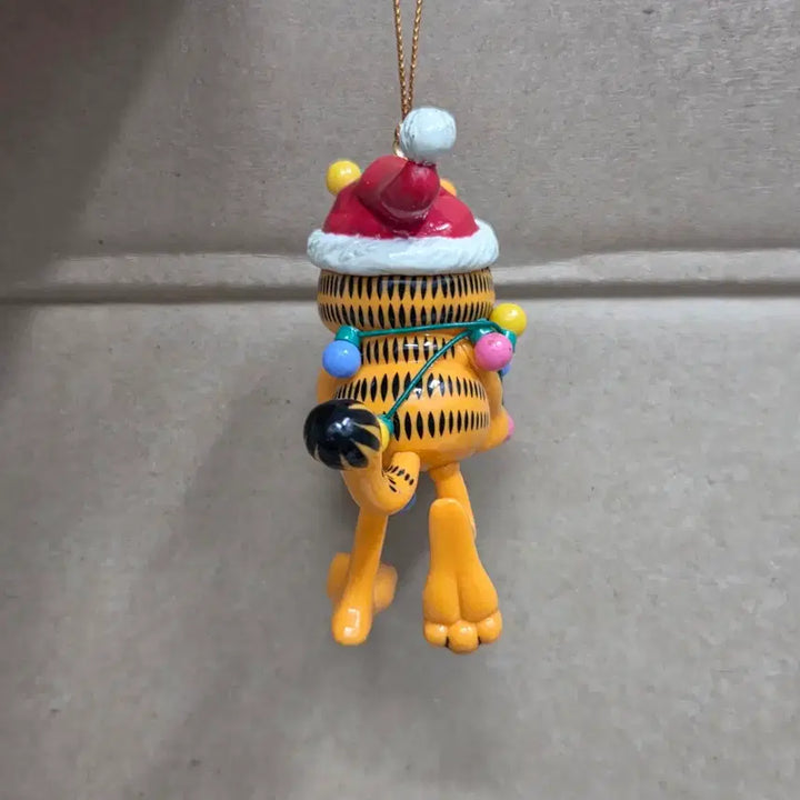 [BUNJANG] Christmas Santa Garfield Gift Box Ornament Figure / 크리스마스 산타 가필드 선물상자 오너먼트 피규어