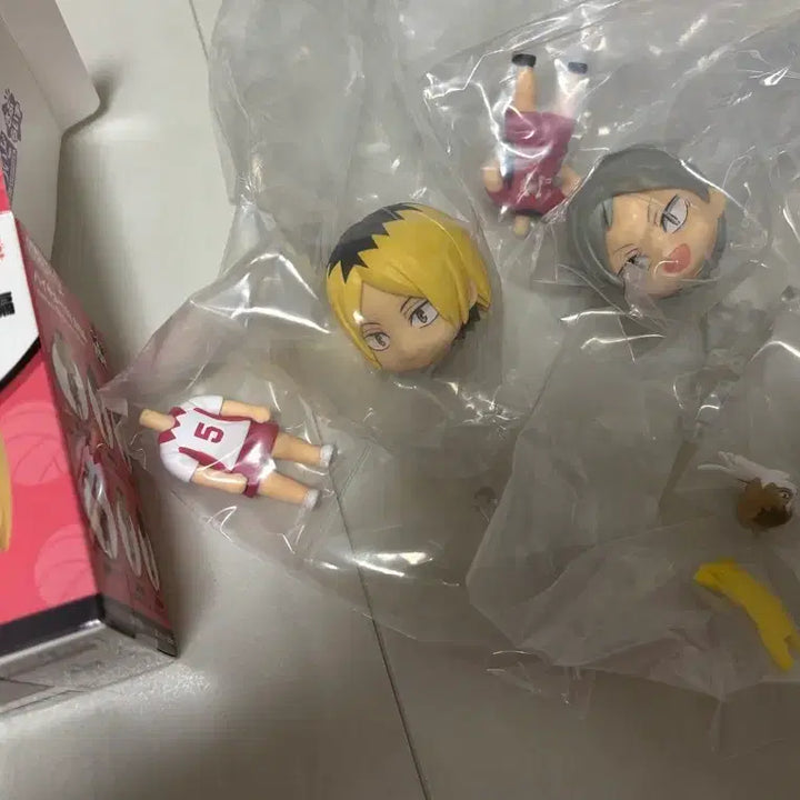 [BUNJANG] Haikyuu!! Nekoma Surprise Nendoroid Mini Kenma Kozume &amp; Lev Haiba Bundle Set / 하이큐 네코마 서프라이즈 미니넨도 켄마 리에프 양도