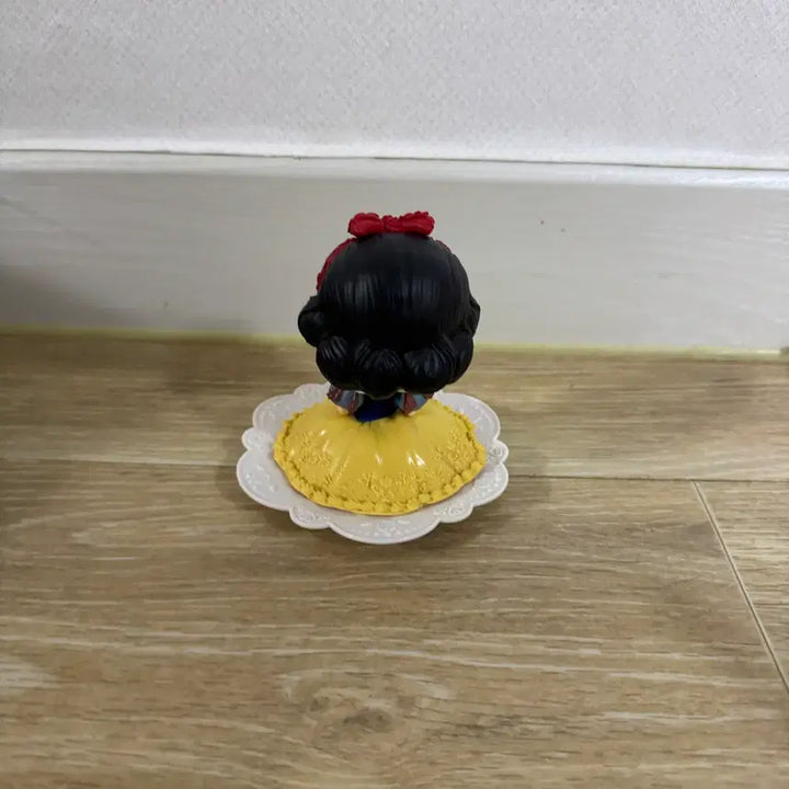[BUNJANG] Disney Princess Snow White Q Posket Sugarly Ver. A Figure / 박스X 백설공주 큐포스켓 슈걸리 백설 A Ver.