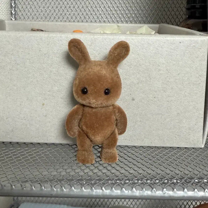 [BUNJANG] Sylvanian Families Brown Rabbit / 실바니안 패밀리 갈색 브라운 토끼