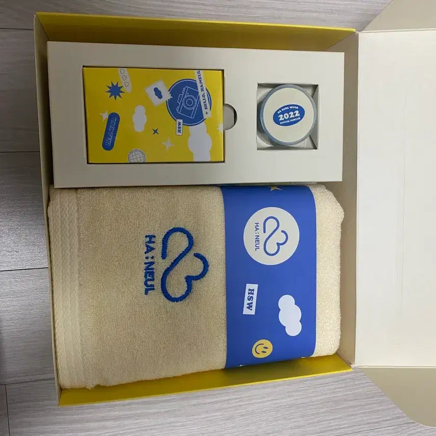 [BUNJANG] Ha Sung Woon 2022 Official Fanclub Kit / 하성운 공식 팬클럽 키트