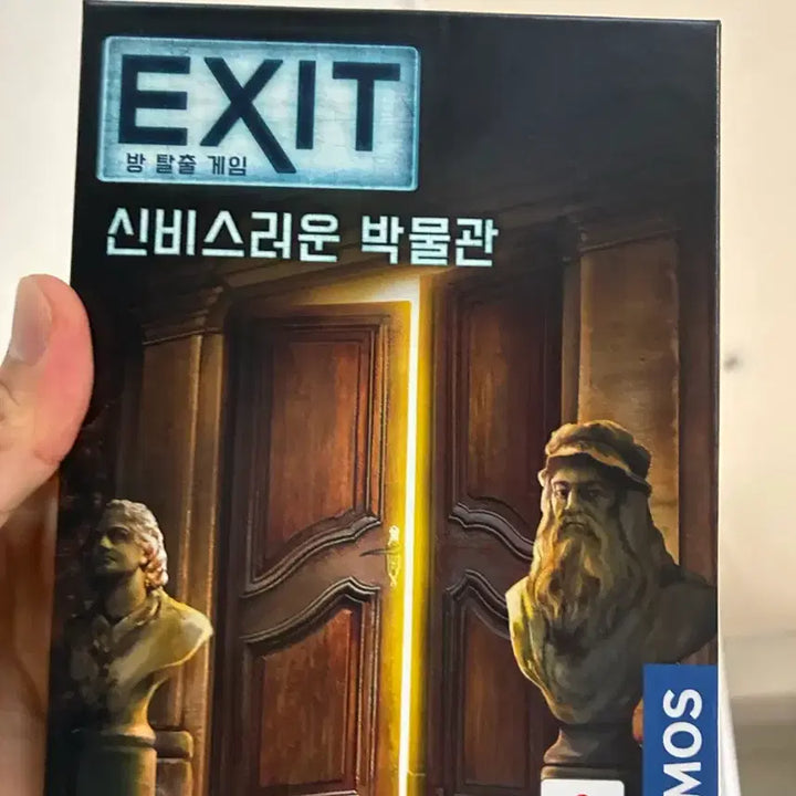 [BUNJANG] EXIT: The Game - The Mysterious Museum Board Game / EXIT 방탈출 게임 신비스러운 박물관 보드게임