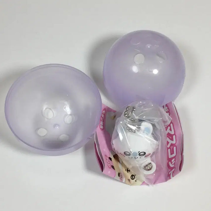 [BUNJANG] Momonga Tabemono Gacha Series 3 Chiikawa Keyring Mascot / 모몽가 타베모노 가챠 3탄 치이카와 키링 마스코트