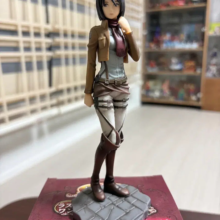 [BUNJANG] Attack on Titan Mikasa Ackerman Last One Figure &amp; Levi Ackerman Grandista Figure Bundle Set / 진격의 거인 자유로의 진격 미카사 라스트원, 그란디스타 리바이 일괄 판매