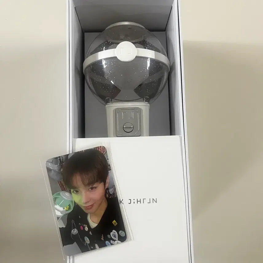 [BUNJANG] Park Ji Hoon (Wanna One) Lightstick Bundle Set / 뽑봉&amp;뽑봉포카 팝니다