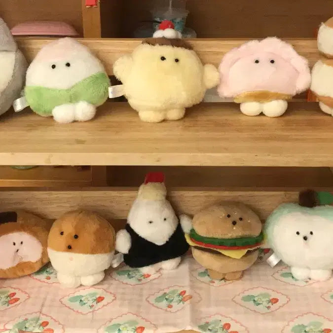 [BUNJANG] Kitty "Classic Japanese Style" Mochi Plush Set (10 pcs) / 레어! (10개세트 )일본 고전풍 푸딩 모찌 사과 복실복슬 인형 키티