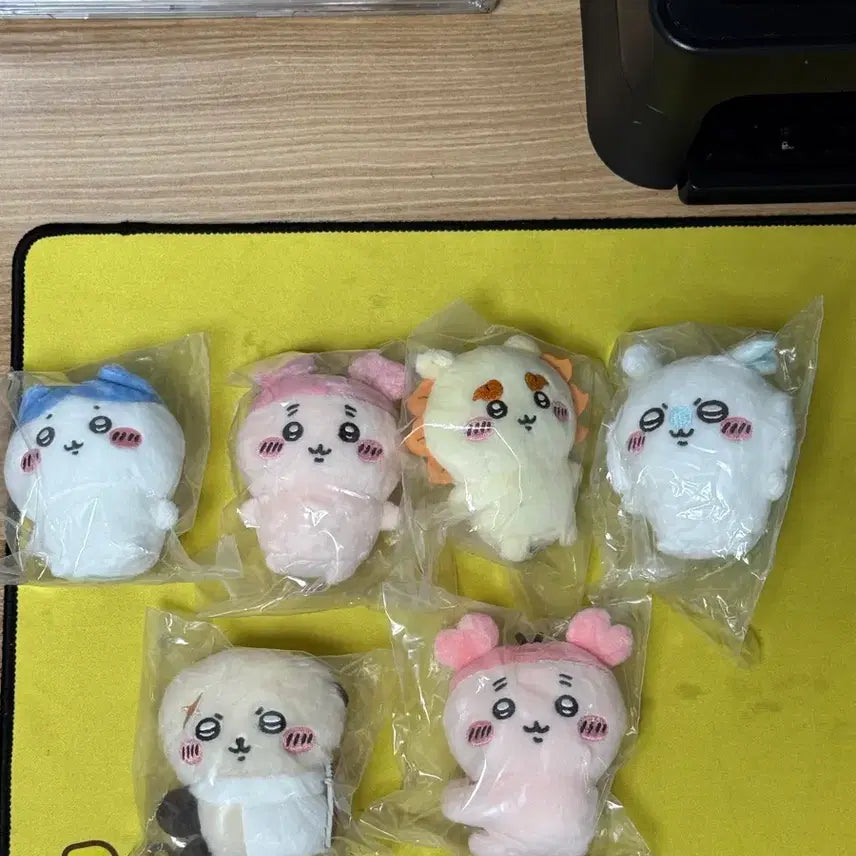 [BUNJANG] Chiikawa Sitting Plush, Clip Gacha / 치이카와 앉은누이, 클립 가챠