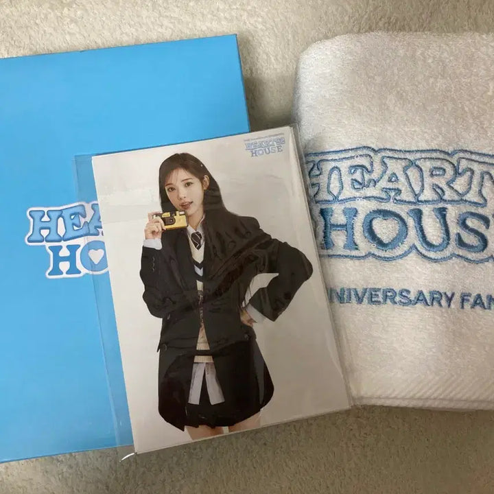 [BUNJANG] Hats to Hats Fanmeeting Kit / 하츠투하츠 팬미팅 키트