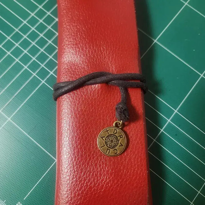 [BUNJANG] Dracula Musical MD Leather Pencil Case / 뮤지컬 드라큘라 MD 가죽필통