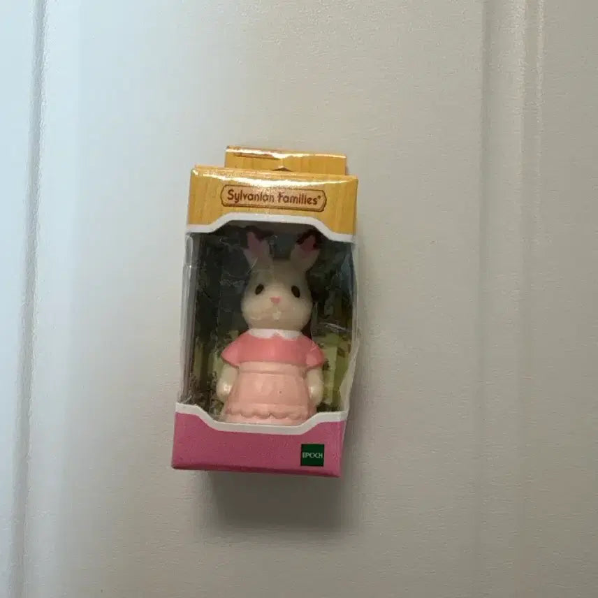 [BUNJANG] Sylvanian Families Mini Gacha Mother Rabbit Chocolate Rabbit Figure / 실바니안 미니 가챠 엄마토끼 초콜릿토끼
