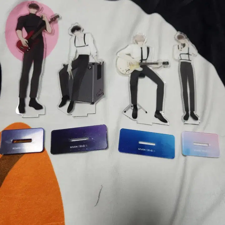 [BUNJANG] Cheongsagwa Nakwon Momofun Colca Acrylic Standee - Opened / 청사과낙원 모펀 콜카 양매화 명재원 달국 여난 아크릴 스탠드 개봉