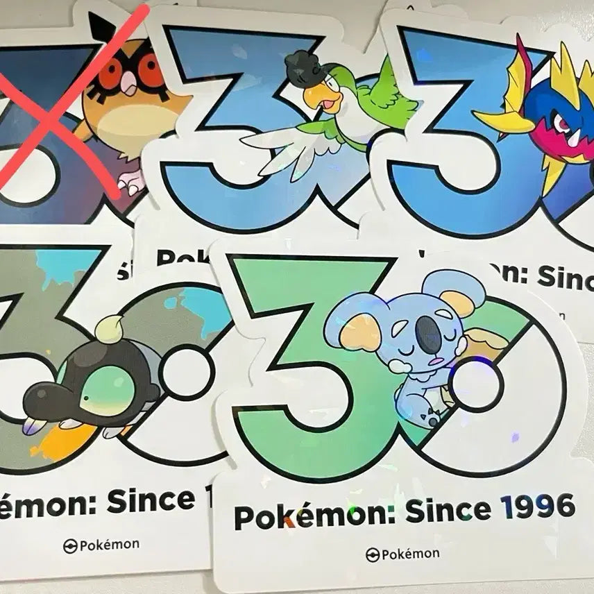 [BUNJANG] Pokemon 30th Anniversary Logo Sticker Set (Various Characters) / 포켓몬 30주년 로고 스티커 자말라 기어르 플라엣테 땃주르 샤프니아