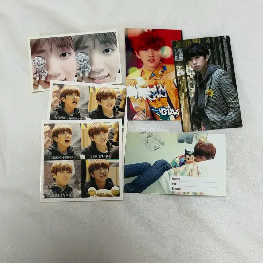 [BUNJANG] B1A4 Photocard &amp; Sticker Bundle Set / 비원에이포 포카&amp;스티커(묶음판매)