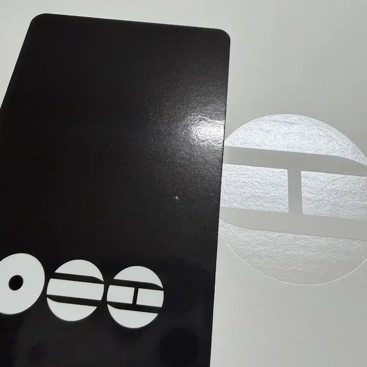 [BUNJANG] BTS V Photocard (Arirang Root Music Target) (Damaged) / 방탄소년단 아리랑 루트인뮤직 타겟 뷔 포카 (하자 있음)