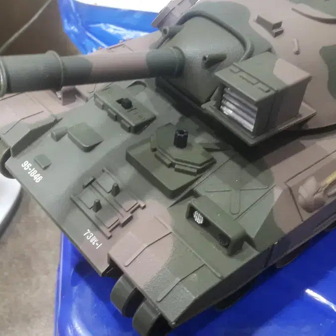 [BUNJANG] Taiyo RC Tank Display Model (Non-functional, Parts Repair) / 디피용 전차/내용 필독