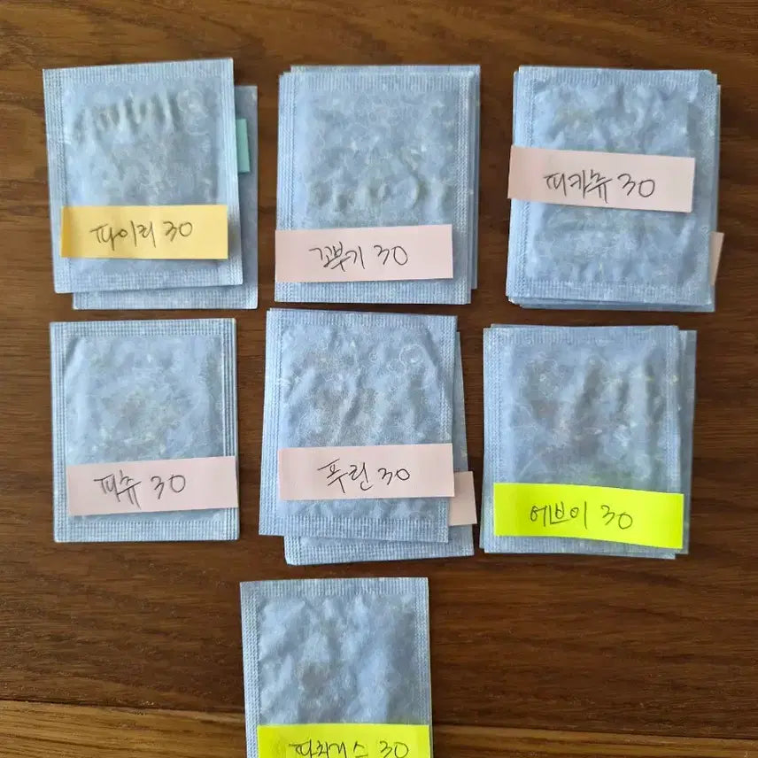 [BUNJANG] Pokemon 30th Anniversary Edition 5th Series Stickers / 포켓몬띠부씰 시즌5 30주년 판매(8/25)