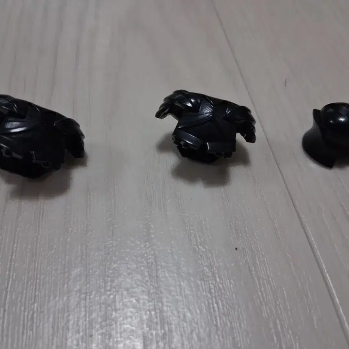 [BUNJANG] LEGO Weapons and Armor Bundle / 레고 무기 갑옷 일괄 판매합니다