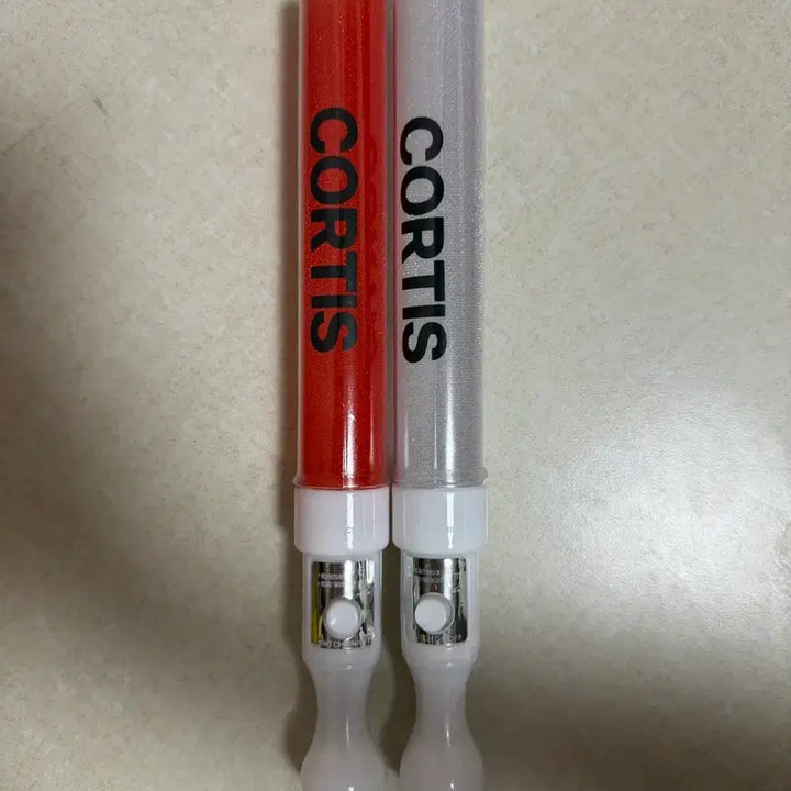 [BUNJANG] CORTIS Temporary Lightstick Red White / CORTIS 코르티스 응원봉 임시응원봉 레드 화이트