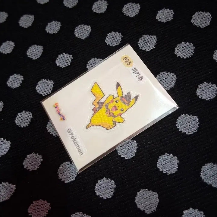 [BUNJANG] Halloween Pikachu Pokemon Sticker / 할로윈 포켓몬스터 피카츄 스티커 띠부씰 띠부띠부실 025번