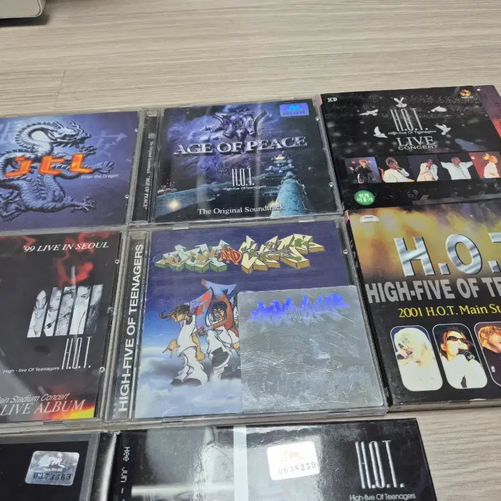 [BUNJANG] H.O.T. Album &amp; DVD Bundle Set / H.O.T. 관련 앨범 DVD CD 일괄 판매