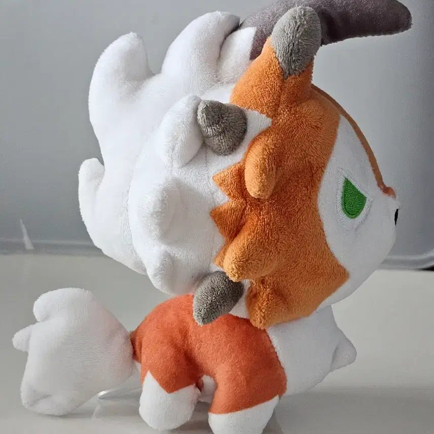 [BUNJANG] Pokemon Dusk Form Lycanroc Plush Doll / 포켓몬 황혼 루가루암 돌즈 인형