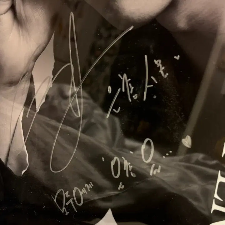 [BUNJANG] Shin Eun-chong Signed Framed Artwork - Jesus Christ Superstar / 뮤지컬배우 신은총 지크슈 친필사인액자 / 지저스크라이스트슈퍼스타