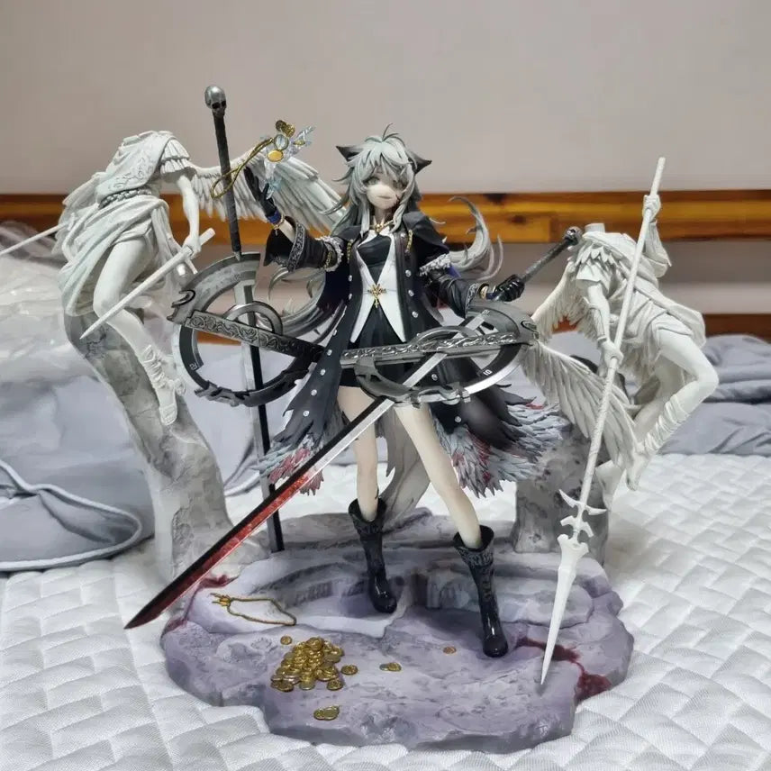 [BUNJANG] Alter Arknights Lappland Deluxe Figure (Opened) / 명일방주 피규어 알터 라플란드 디럭스 개봉품 팝니다