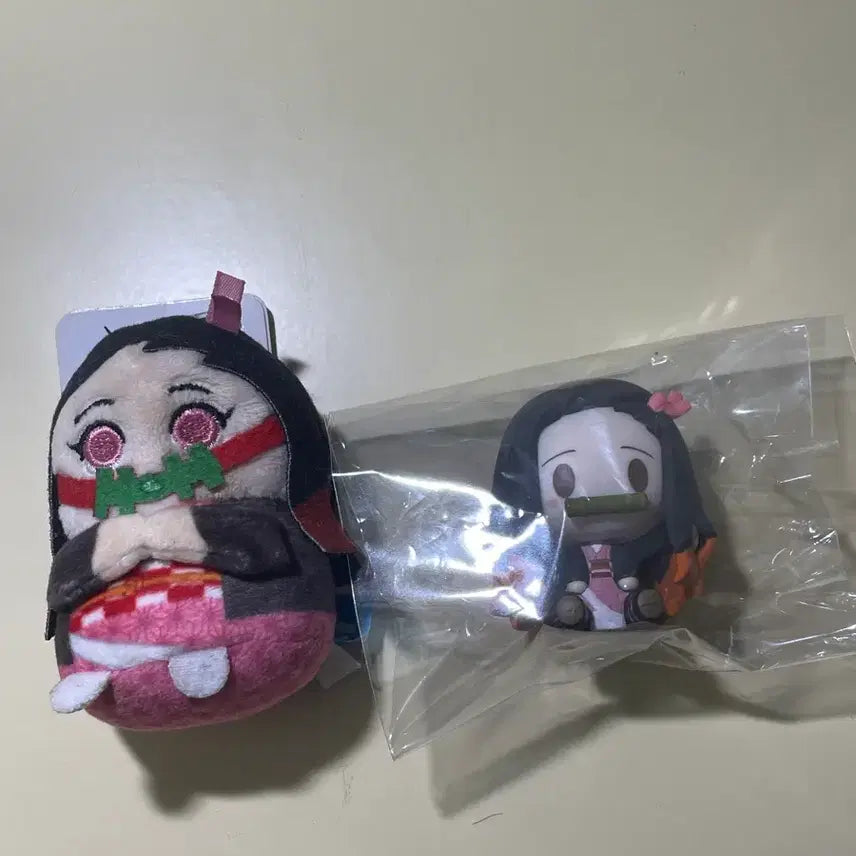 [BUNJANG] Demon Slayer Nezuko Mini-TOWN &amp; Chocono-ko Bundle Set / 귀멸의칼날 네즈코 미니타운 ,초코노코 일괄